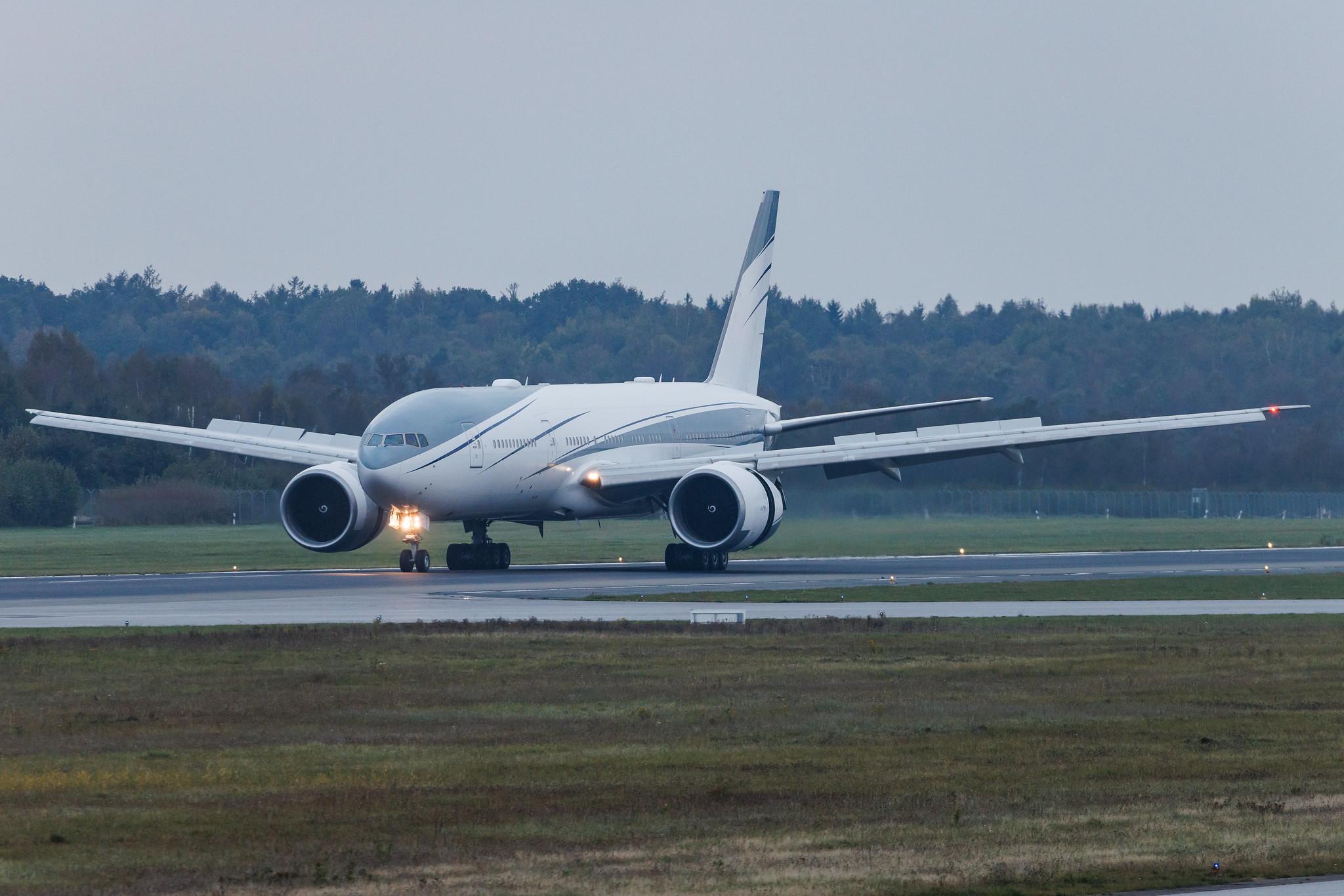 Hamburg Airport: Sky Prime Aviation Services (/ SPD) | Operator: Sky Prime Aviation | Boeing 777-2KQ(LR) B77L | VP-CAL | MSN 40753