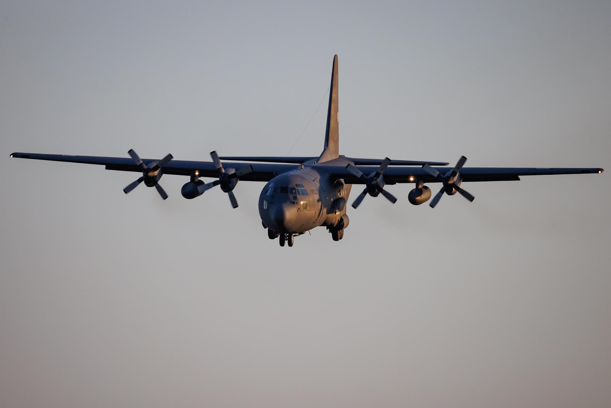 ANTIDOTUM Airshow Leszno: Polish Air Force (/ PLF) | Lockheed C-130E Hercules (L-382) C130 | 1501 | MSN 382-4428