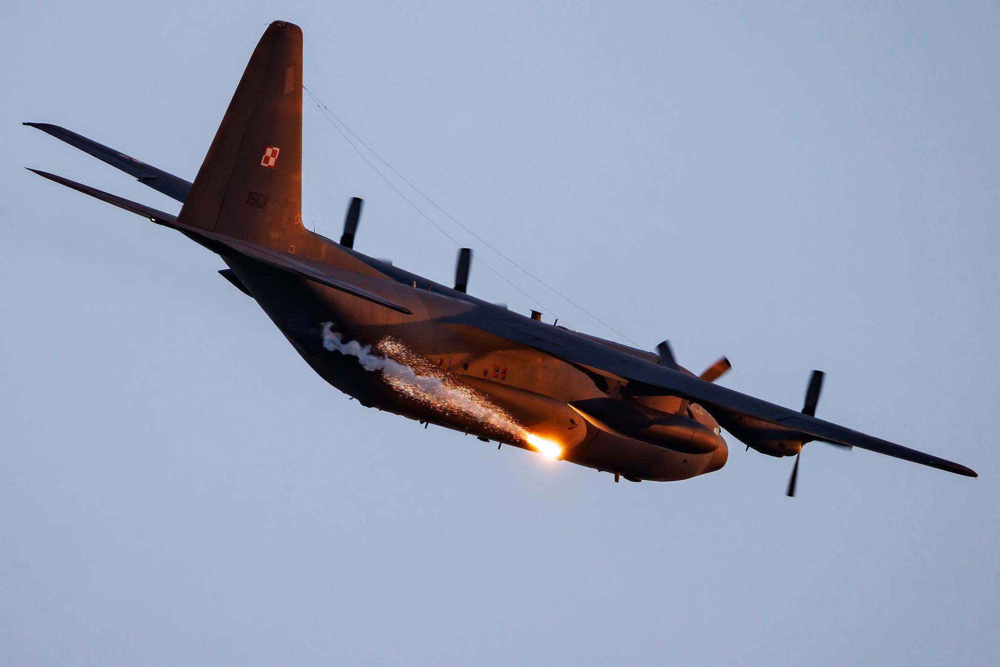ANTIDOTUM Airshow Leszno: Polish Air Force (/ PLF) | Lockheed C-130E Hercules (L-382) C130 | 1501 | MSN 382-4428