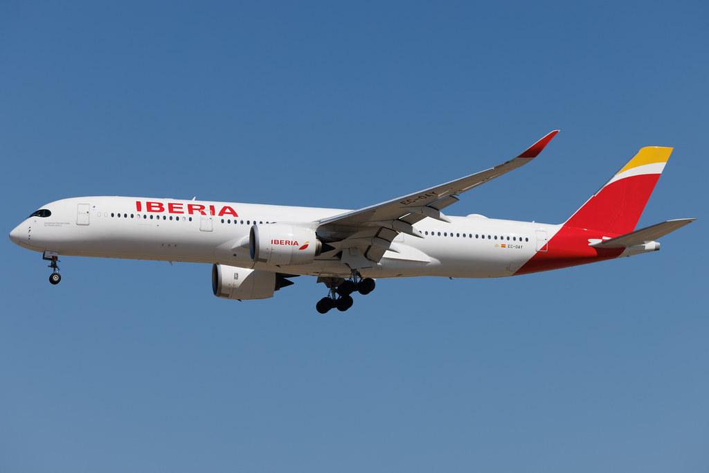 Madrid Barajas Airport: Iberia (IB / IBE) | Airbus A350-941 A359 | EC-OAY | MSN 622
