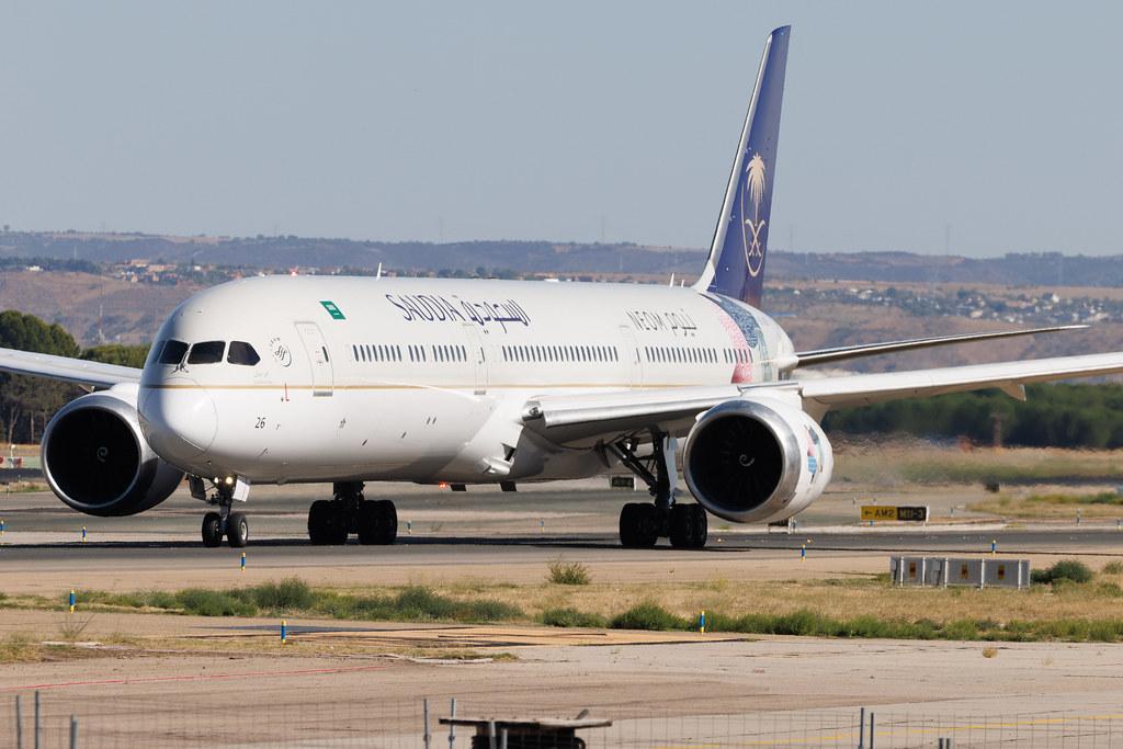 Madrid Barajas Airport: Saudia (SV / SVA) | Livery: Neom Livery | Boeing 787-10 Dreamliner B78X | HZ-AR26 | MSN 40057