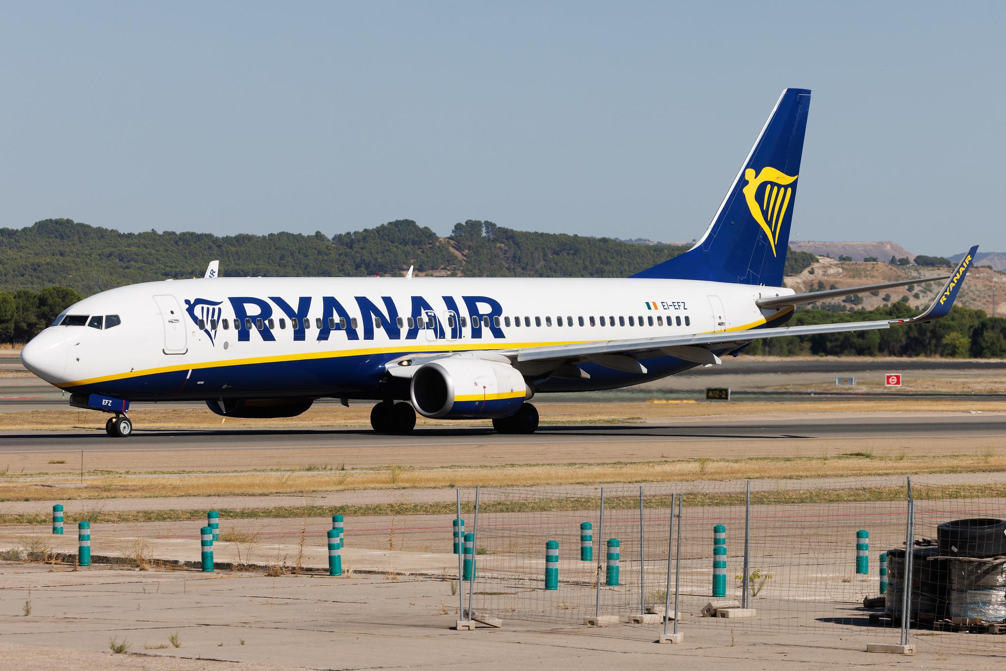 Madrid Barajas Airport: Ryanair (FR / RYR) | Boeing 737-8AS B738 | EI-EFZ | MSN 38489