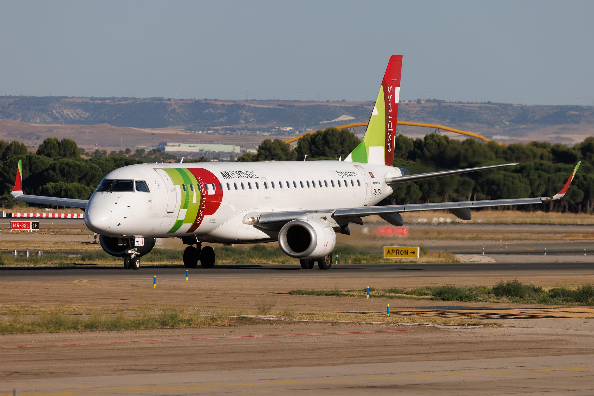 Madrid Barajas Airport: TAP Express (TP / TAP) | Operator: Portugalia Airlines | Embraer E190LR E190 | CS-TPQ | MSN 19000450