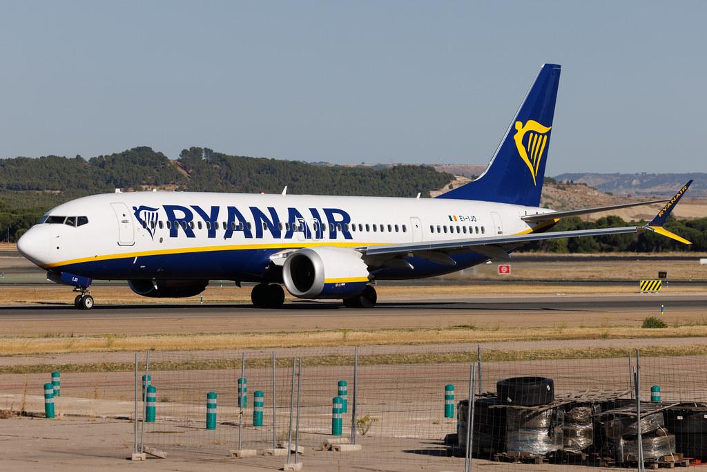 Madrid Barajas Airport: Ryanair (FR / RYR) |  Boeing 737 MAX 8-200 B38M | EI-IJO | MSN 62371