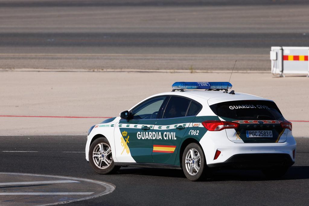 Madrid Barajas Airport: Guardia Civil
