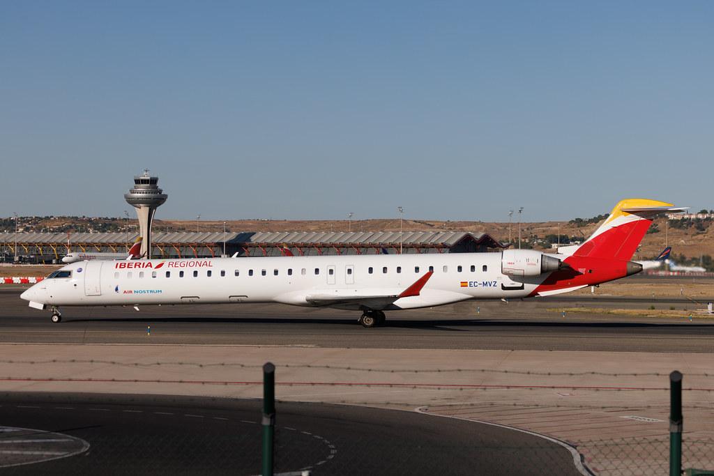 Madrid Barajas Airport: Iberia Regional (IB / IBE) | Operator: Air Nostrum | Mitsubishi CRJ-1000 CRJX | EC-MVZ | MSN 19063