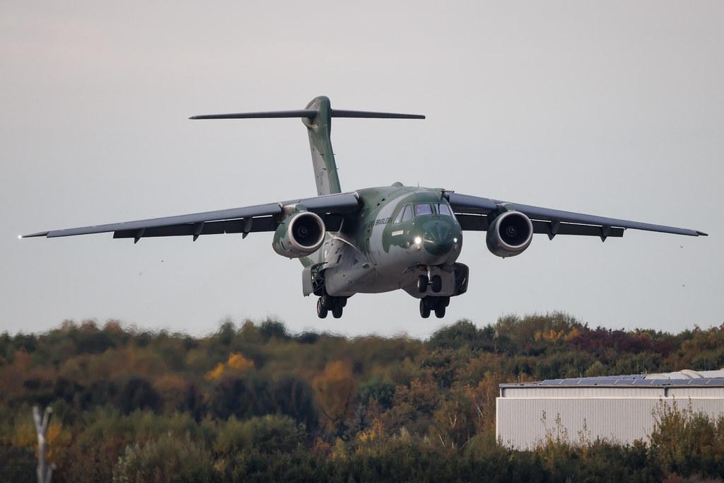 Hamburg Airport: Brazil - Air Force (/ BRS) | Embraer KC-390 E390 | FAB2855 | MSN 39000006