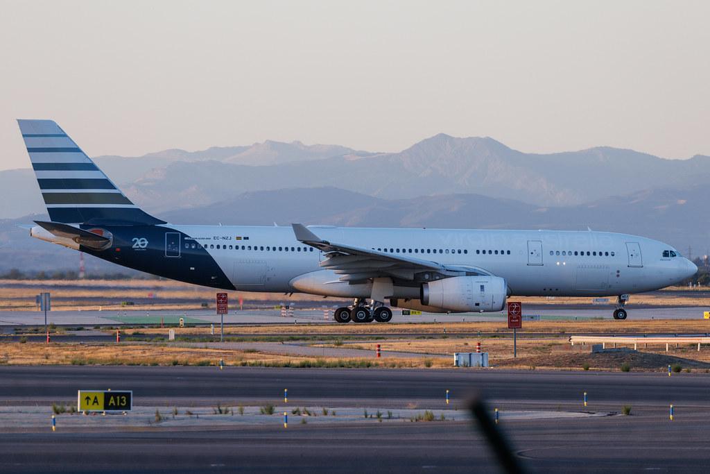 Madrid Barajas Airport: Privilege Style (P6 / PVG) | Airbus A330-243 A332 | EC-NZJ | MSN 1407
