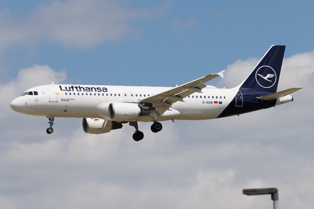 Frankfurt Airport: Lufthansa (LH / DLH) | Airbus A320-214 A320 | D-AIZB | MSN 4120