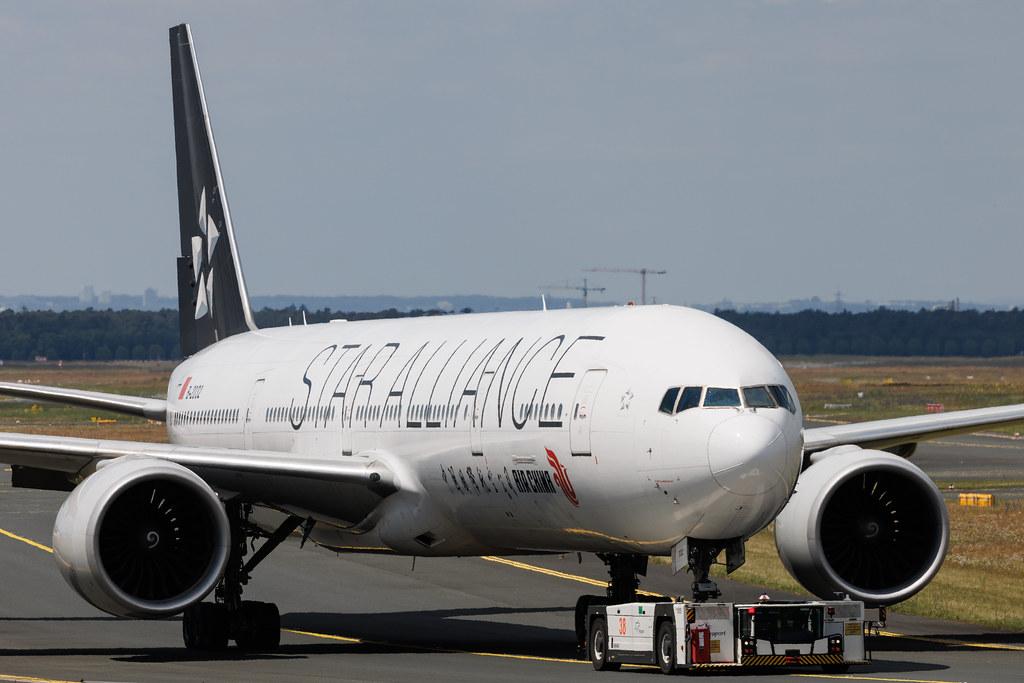 Frankfurt Airport: Air China (CA / CCA) | Livery: Star Alliance Livery | Boeing 777-39L(ER) B77W | B-2032 | MSN 38671