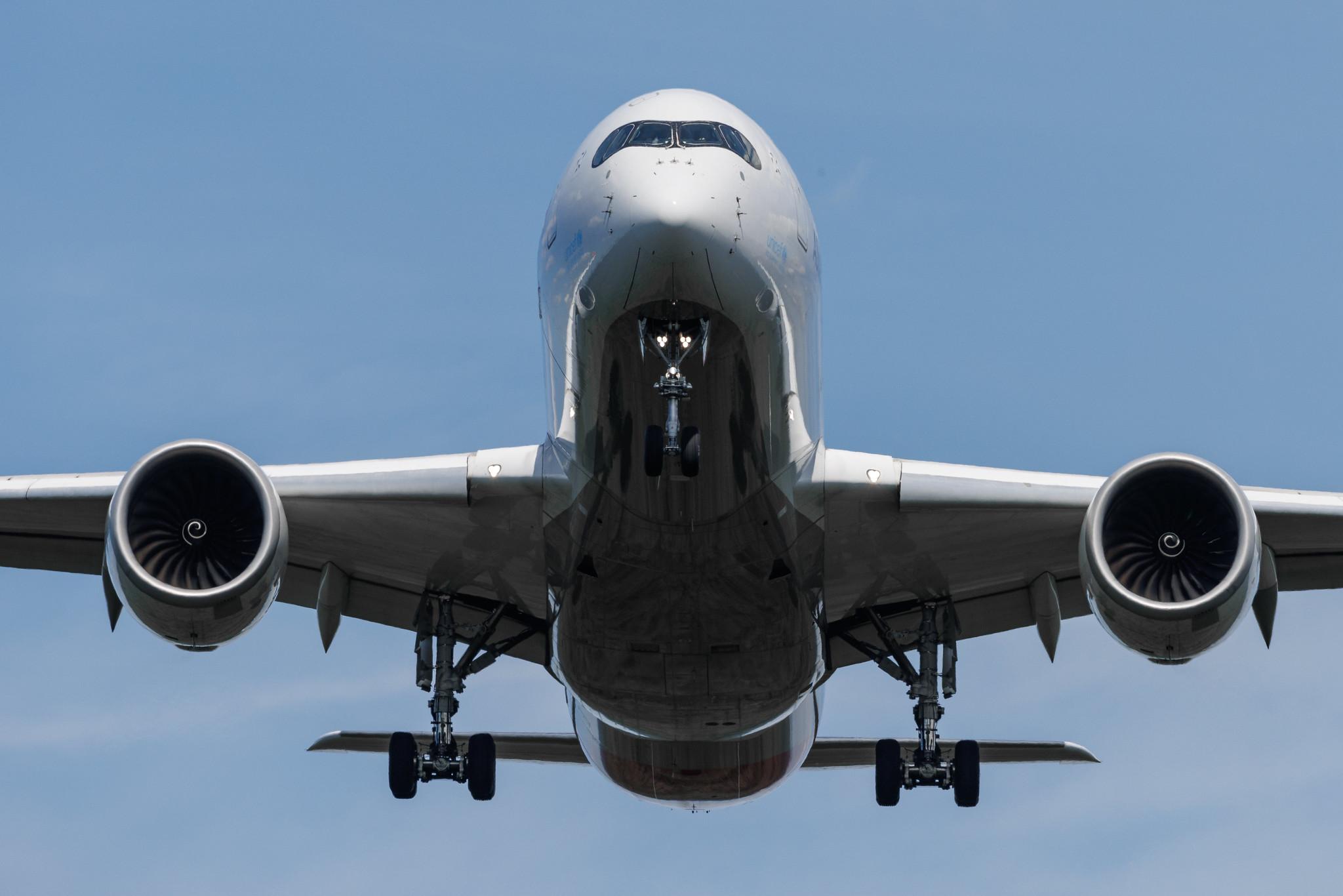 Frankfurt Airport: Asiana Airlines (OZ / AAR) | Airbus A350-941 A359 | HL8079 | MSN 117