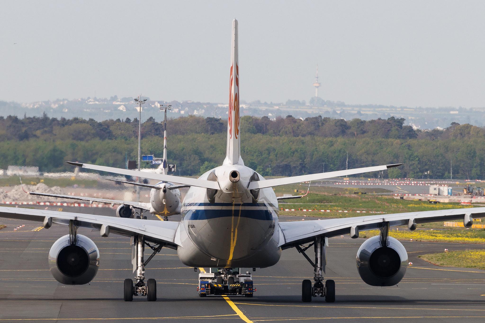 Frankfurt Airport: Air China (CA / CCA) | Airbus A330-343 A333 | B-8689 | MSN 1786