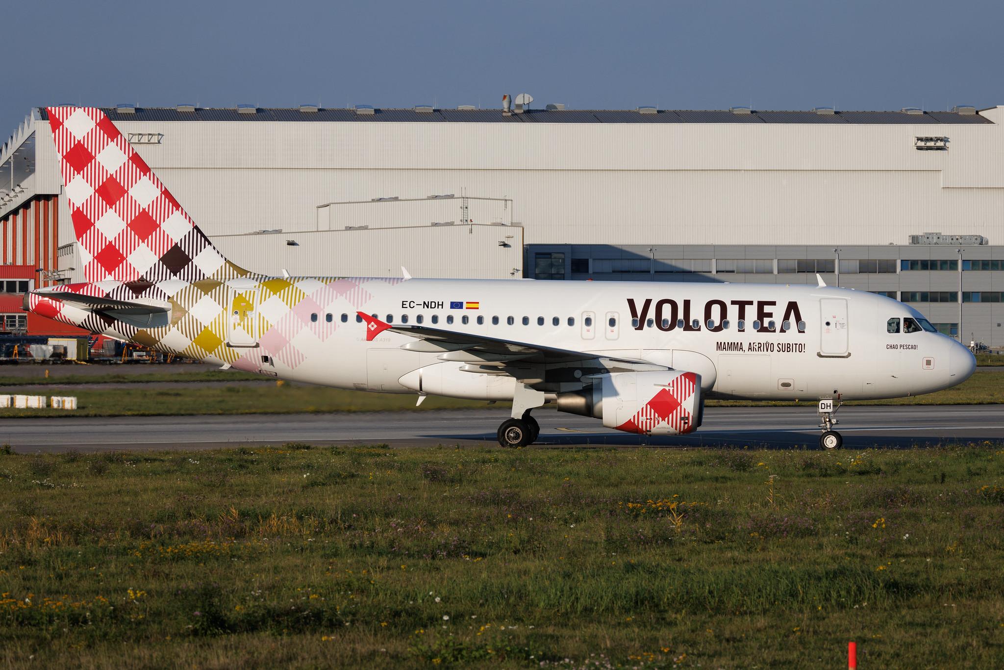 Hamburg Finkenwerder: Volotea (V7 / VOE) | Airbus A319-111 A319 | EC-NDH | MSN 03403