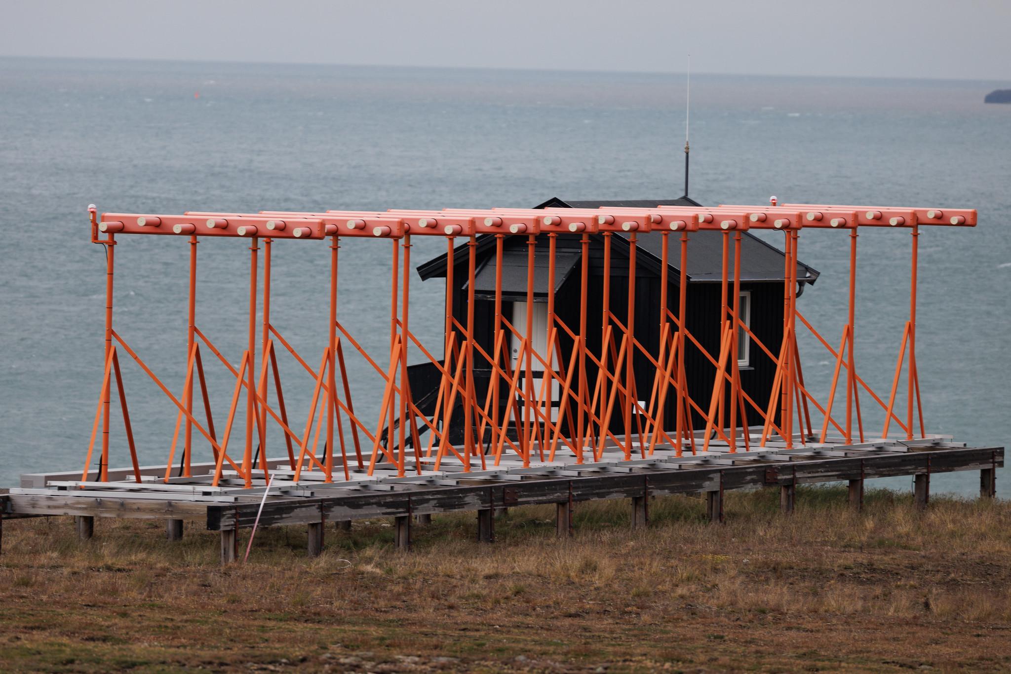 Longyearbyen Svalbard Airport: Localizer
