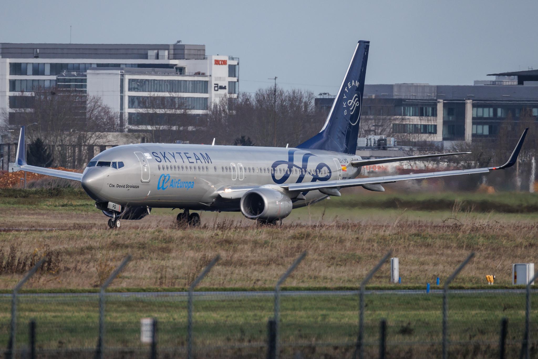 Paris Orly Airport: Air Europa (UX / AEA) | Livery: SkyTeam Livery | Boeing 737-85P B738 | EC-LPQ | MSN 35496