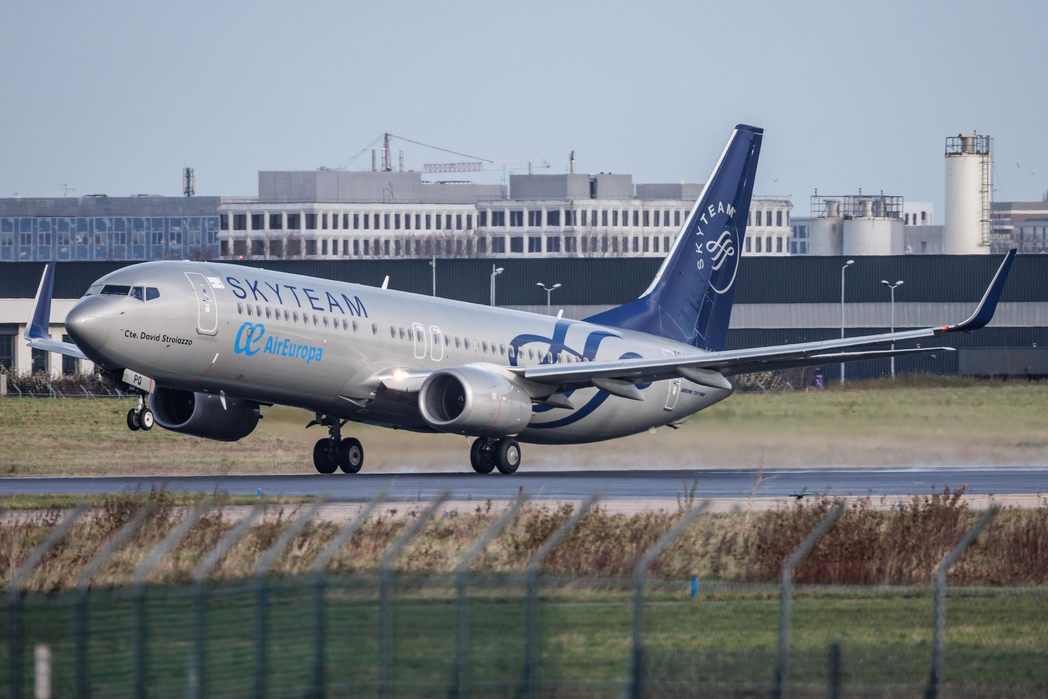 Paris Orly Airport: Air Europa (UX / AEA) | Livery: SkyTeam Livery | Boeing 737-85P B738 | EC-LPQ | MSN 35496