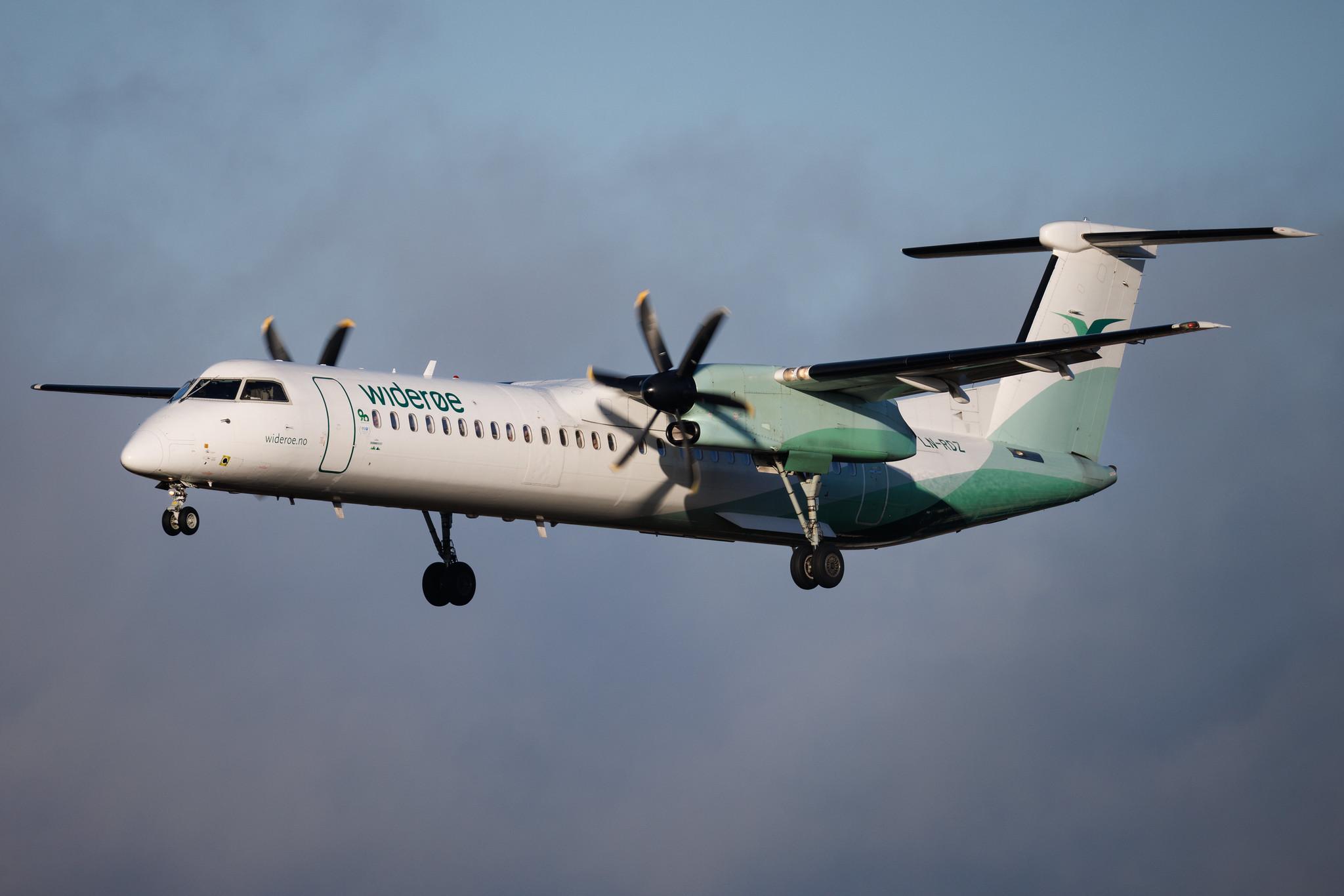 Hamburg Airport: Wideroe (WF / WIF) | De Havilland Canada Dash 8-400 DH8D | LN-RDZ | MSN 4063