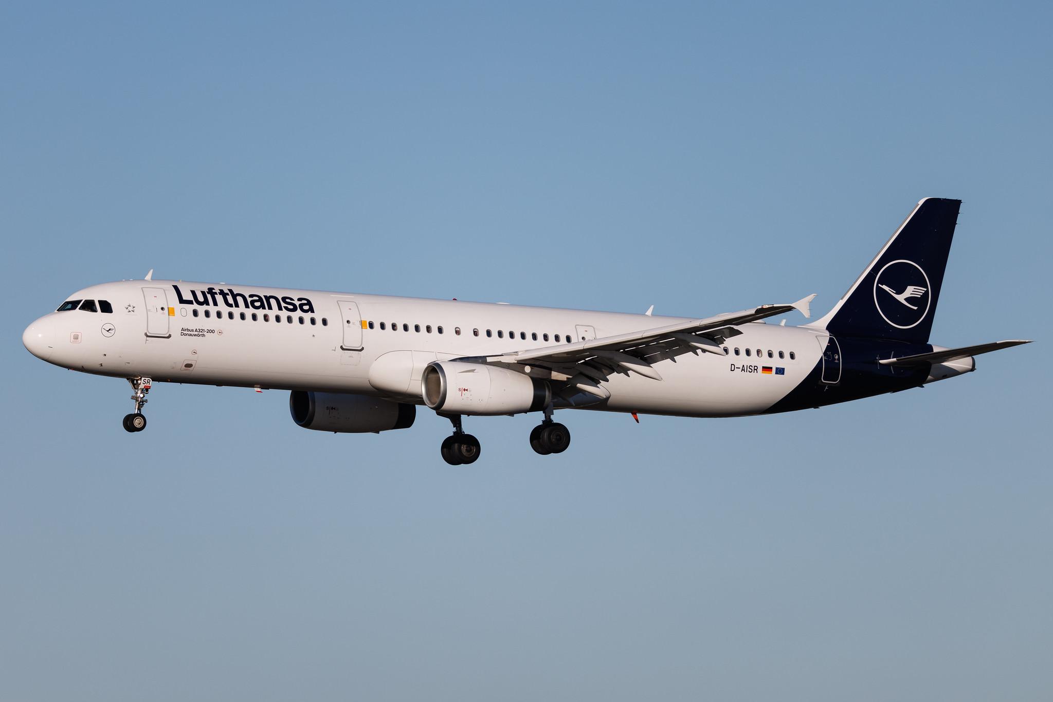 Hamburg Airport: Lufthansa (LH / DLH) | Airbus A321-231 A321 | D-AISR | MSN 3987