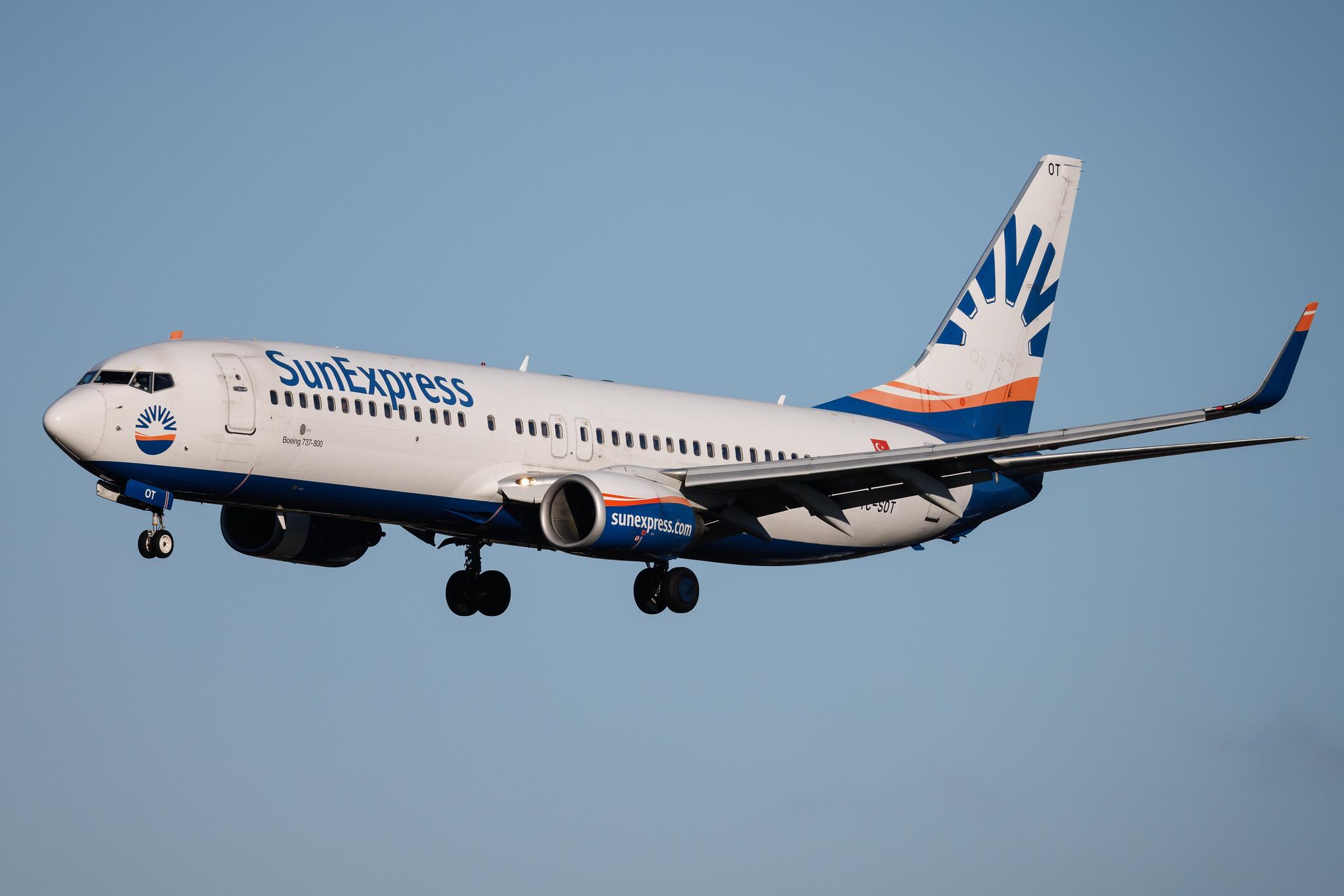 Hamburg Airport: SunExpress (XQ / SXS) | Boeing 737-8Z9 B738 | TC-SOT | MSN 28178