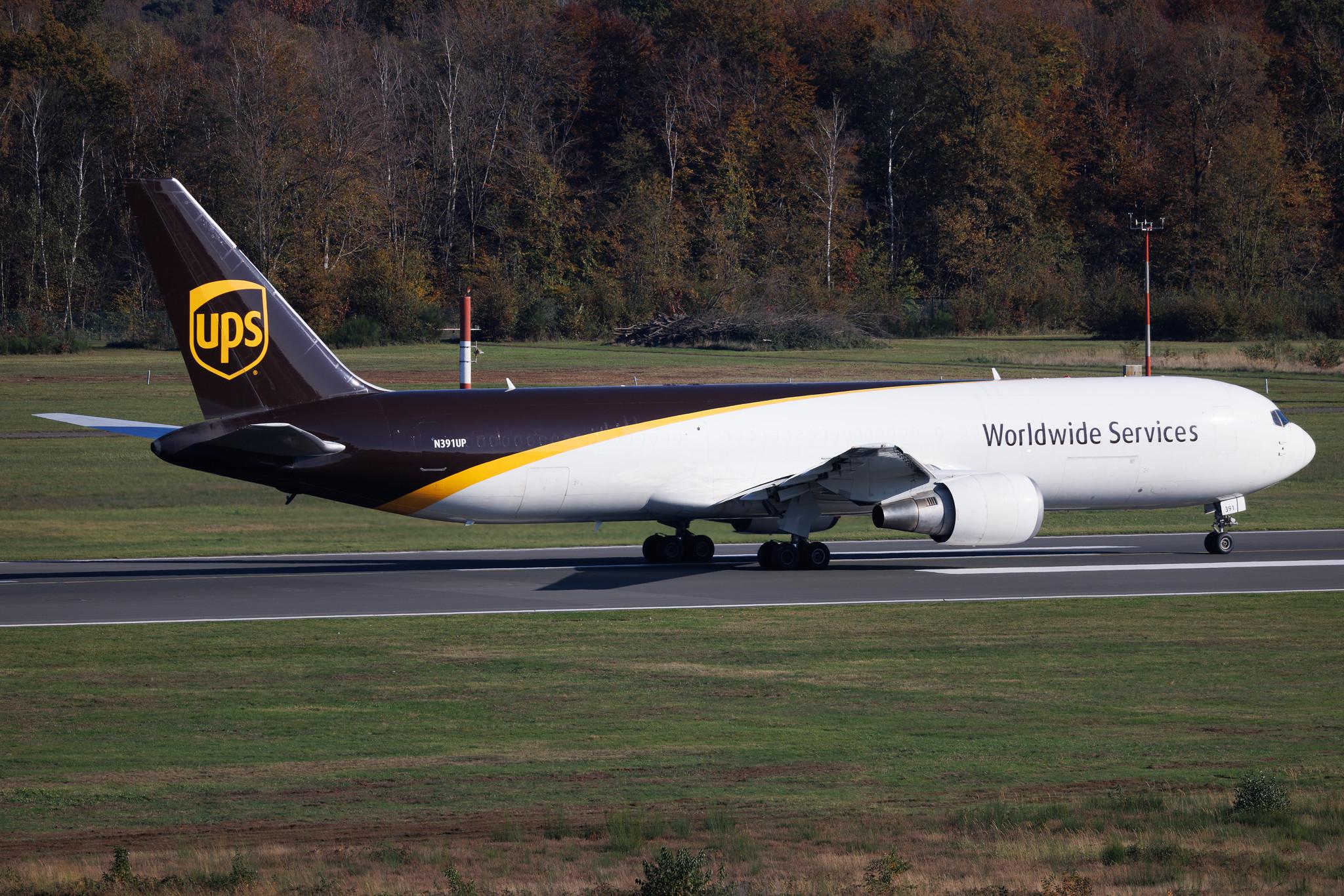Köln Bonn Airport: UPS (5X / UPS) | Boeing 767-304(ER)(BDSF) B763 | N391UP | MSN 28039