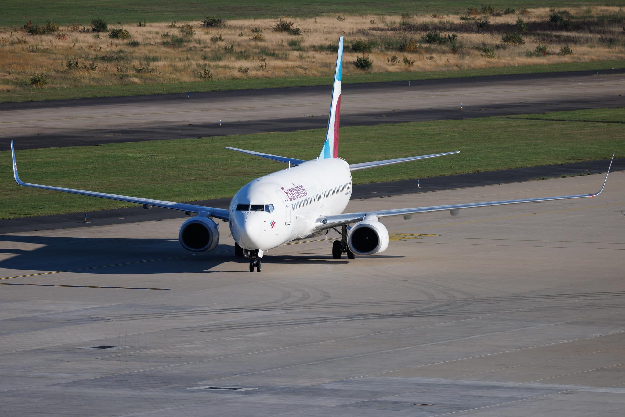 Köln Bonn Airport: Eurowings (EW / EWG) | Operator: Smartwings | Boeing 737-81D B738 | OK-TSE | MSN 39437