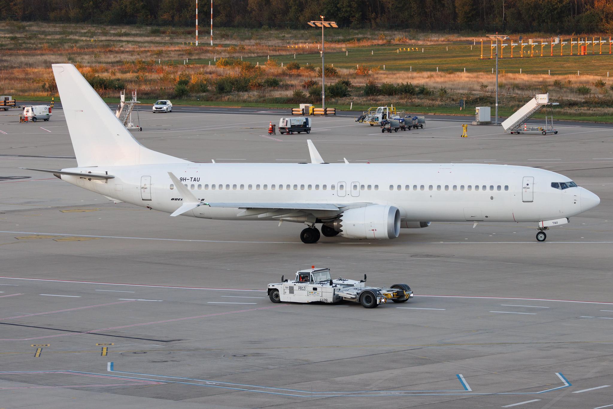Köln Bonn Airport: SmartLynx (6Y / ART) | Operator: SmartLynx Malta | Boeing 737 MAX 8 B38M | 9H-TAU | MSN 43001