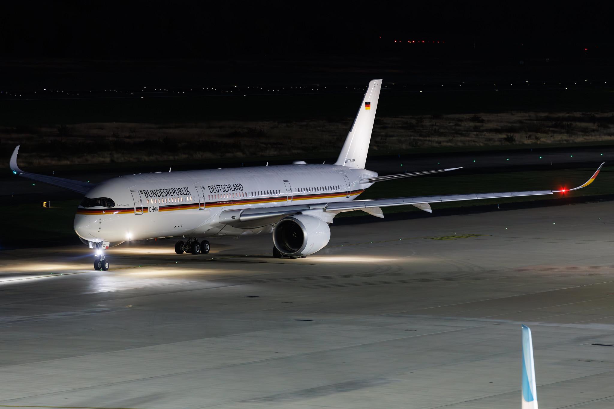 Köln Bonn Airport: German Air Force (/ GAF) | Airbus A350-941 A359 | 10+02 | MSN 526