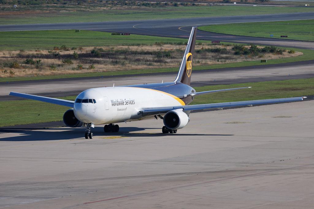 Köln Bonn Airport: UPS (5X / UPS) | Boeing 767-304(ER)(BDSF) B763 | N391UP | MSN 28039