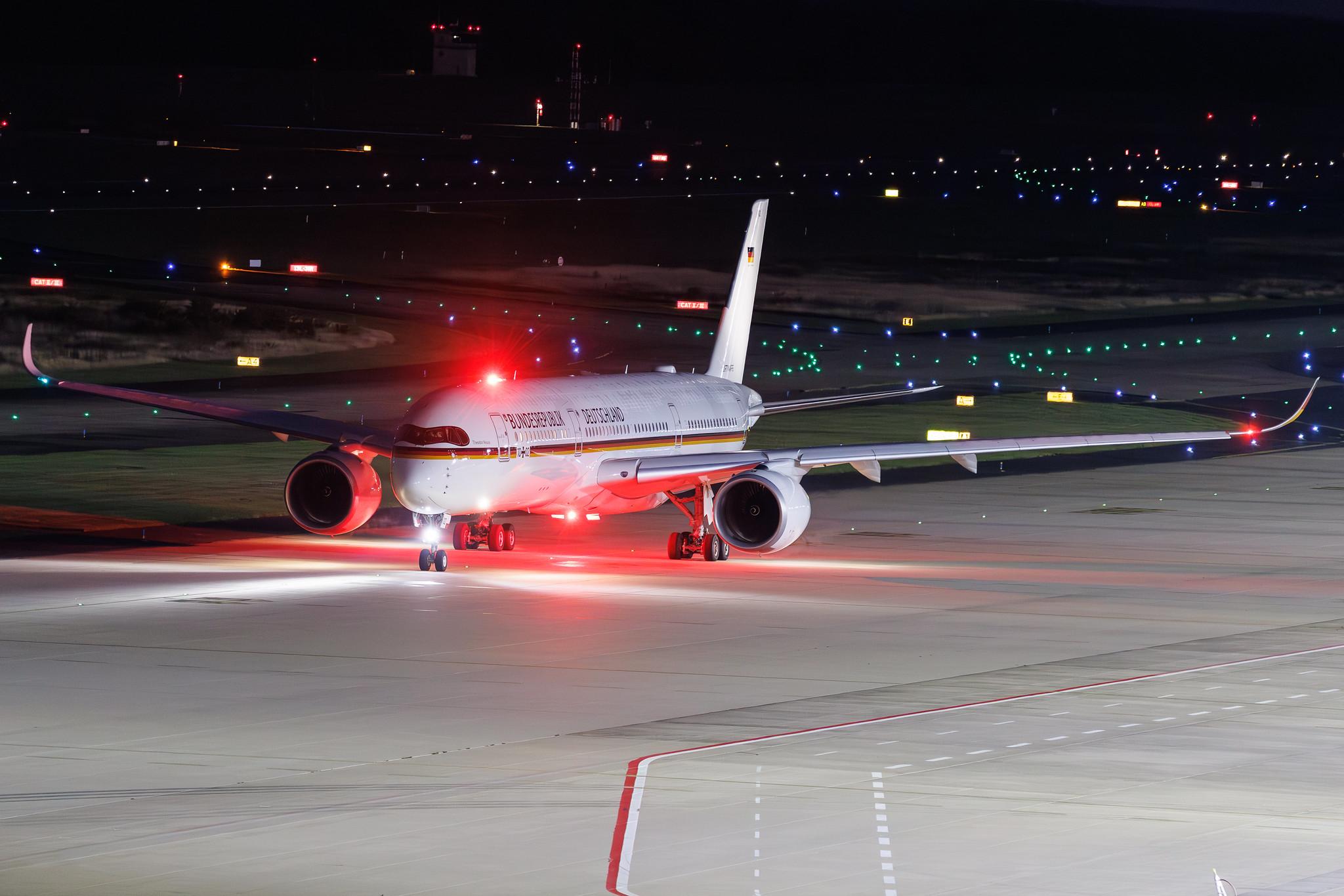 Köln Bonn Airport: German Air Force (/ GAF) | Airbus A350-941 A359 | 10+02 | MSN 526