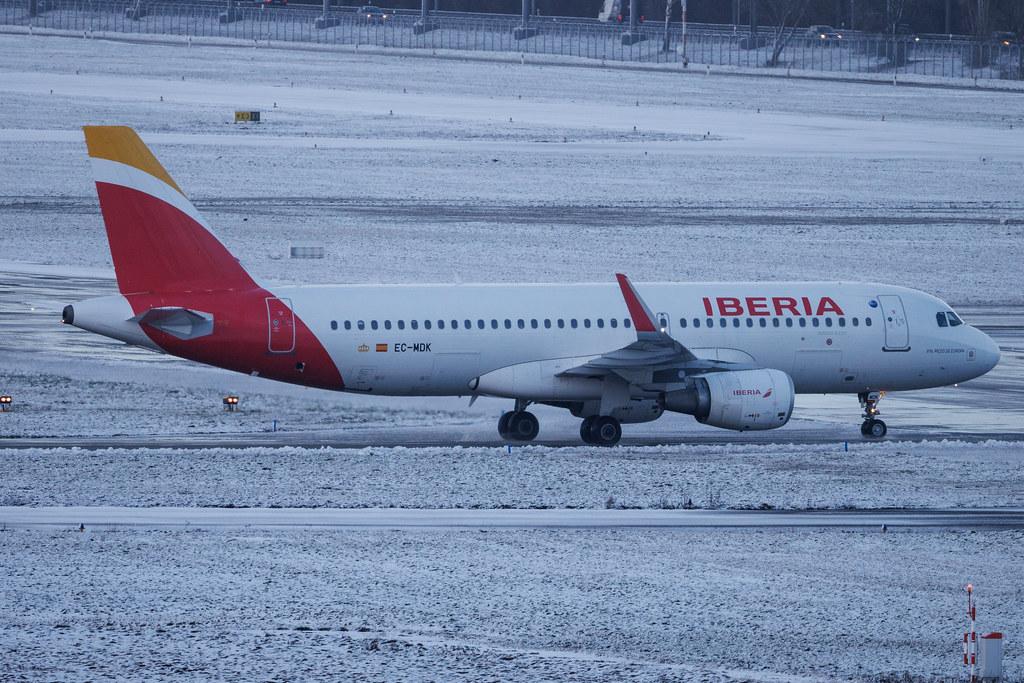 Hamburg Airport: Iberia (IB / IBE) | Airbus A320-214 A320 | EC-MDK | MSN 6328