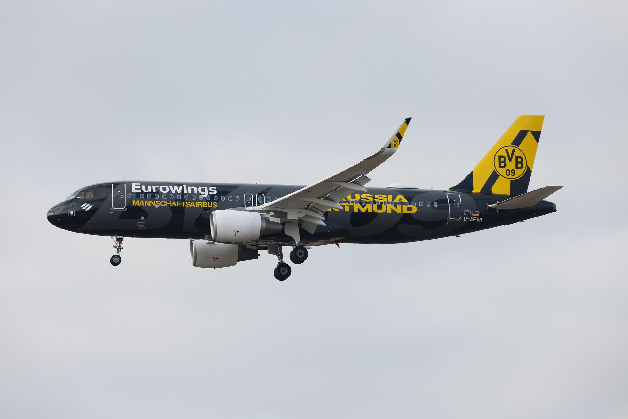 Hamburg Airport: Eurowings (EW / EWG) | Livery: BVB FanAirbus | Airbus A320-214 A320 | D-AEWM | MSN 7259