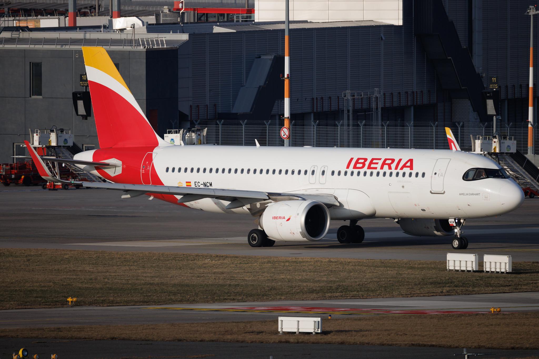 Hamburg Airport: Iberia (IB / IBE) | Airbus A320-251N A20N | EC-NCM | MSN 8781