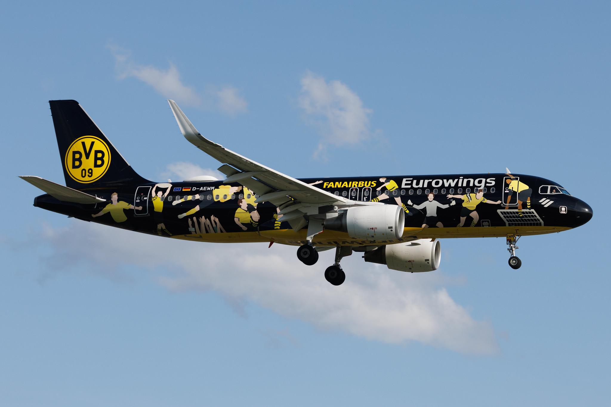 Hamburg Airport: Eurowings (EW / EWG) | Livery: BVB FanAirbus | Airbus A320-214 A320 | D-AEWM | MSN 7259