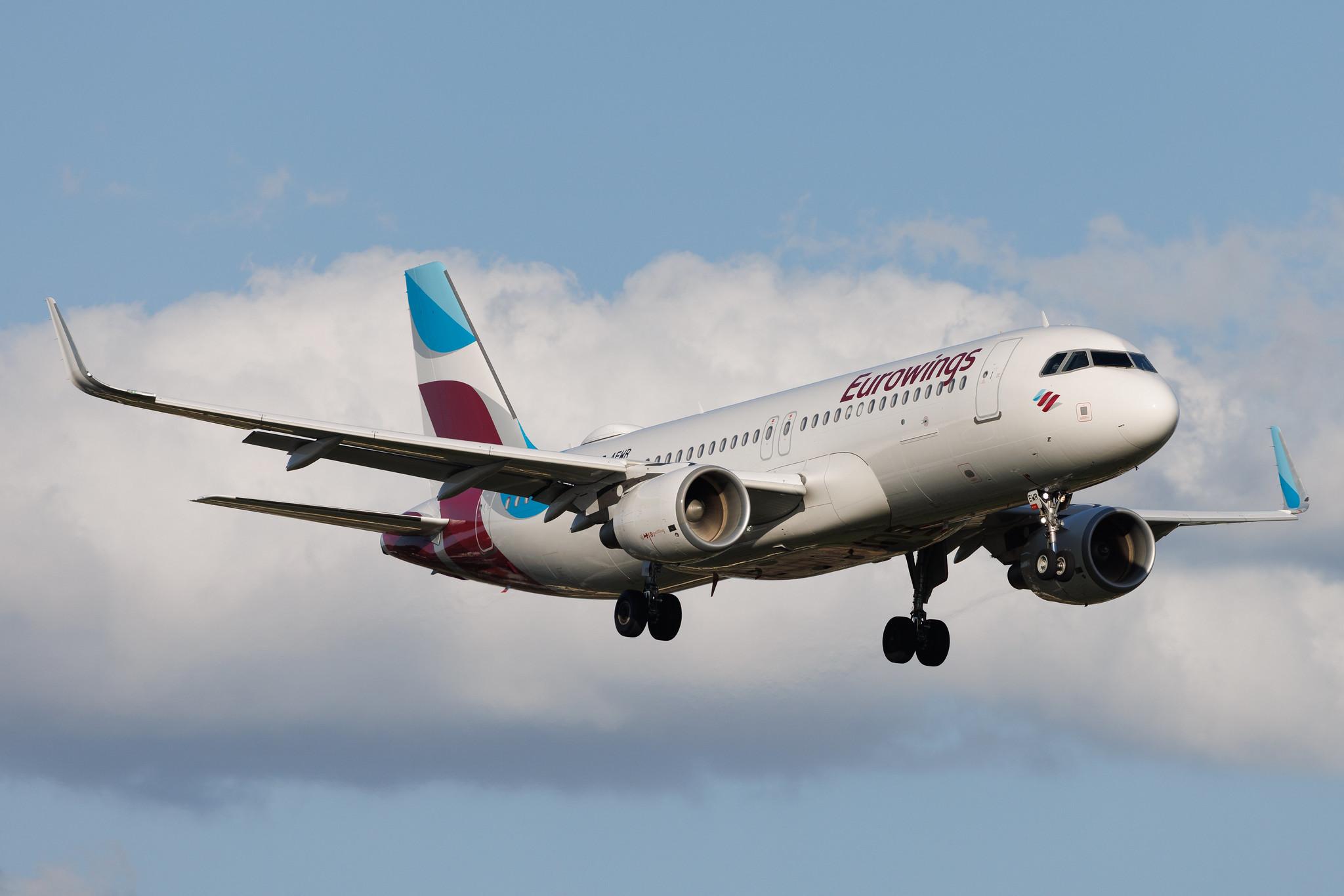 Hamburg Airport: Eurowings (EW / EWG) | Airbus A320-214 A320 | D-AEWR | MSN 7412
