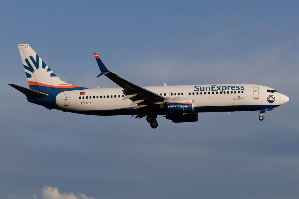 Hamburg Airport: SunExpress (XQ/SXS) | Boeing 737-8HC B738 | TC-SOY | MSN 40777