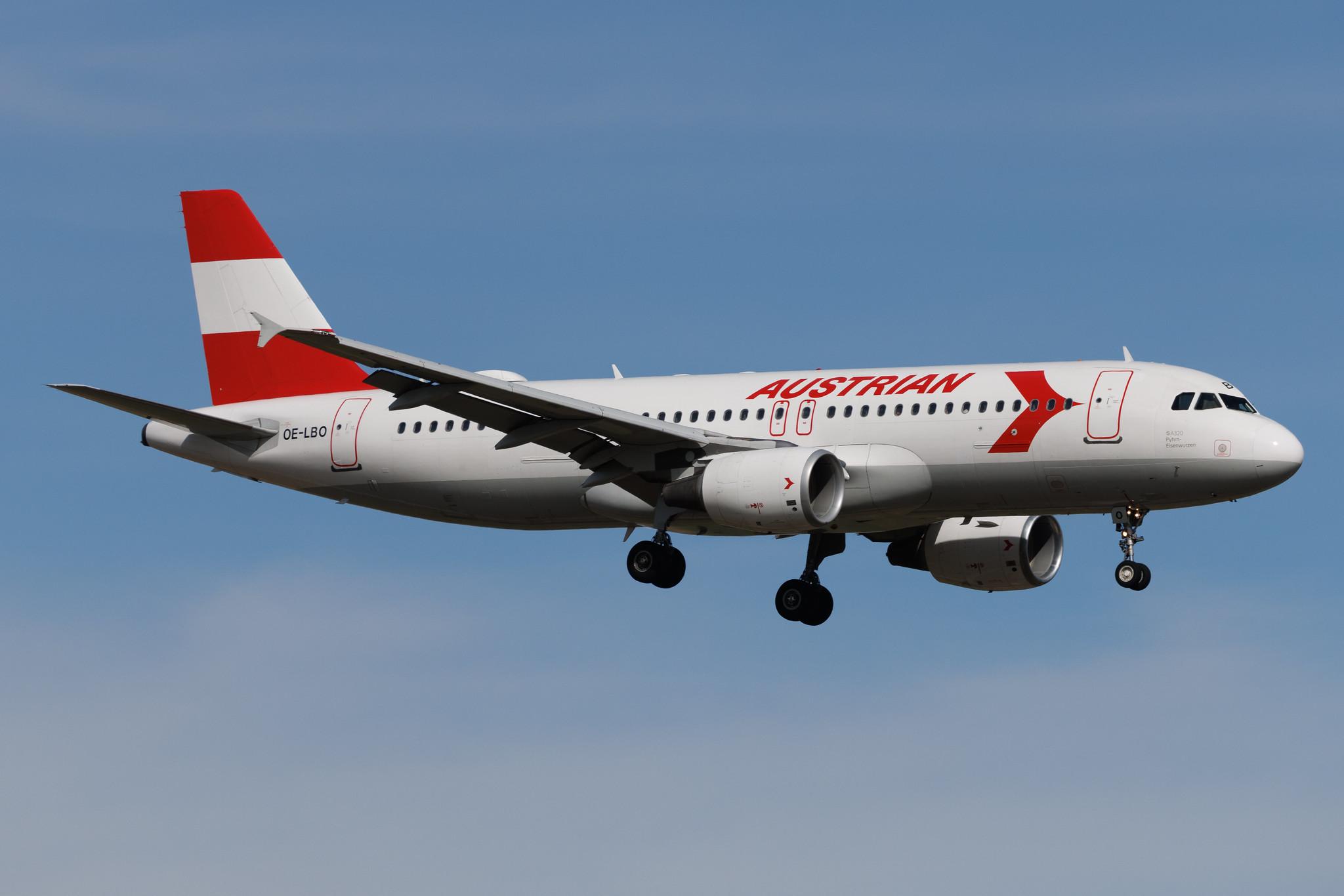 Vienna International Airport: Austrian Airlines (OS / AUA) | Livery: Retro Livery | Airbus A320-214 A320 | OE-LBO | MSN 0776