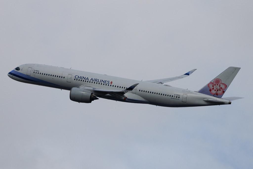 Vienna International Airport: China Airlines (CI / CAL) | Airbus A350-941 A359 | B-18902 | MSN 057