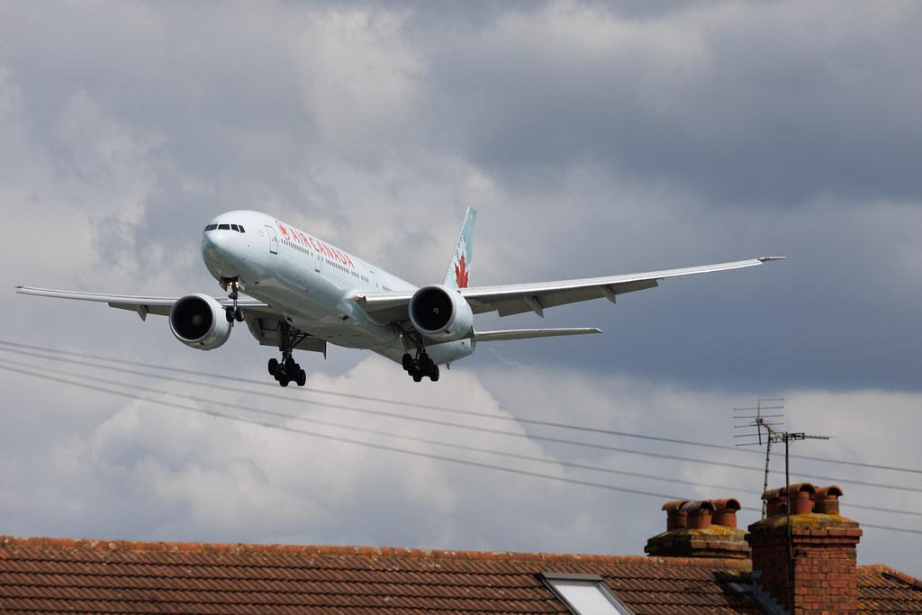 London Heathrow: Air Canada (AC / ACA) | Boeing 777-333(ER) B77W | C-FIUW | MSN 35249