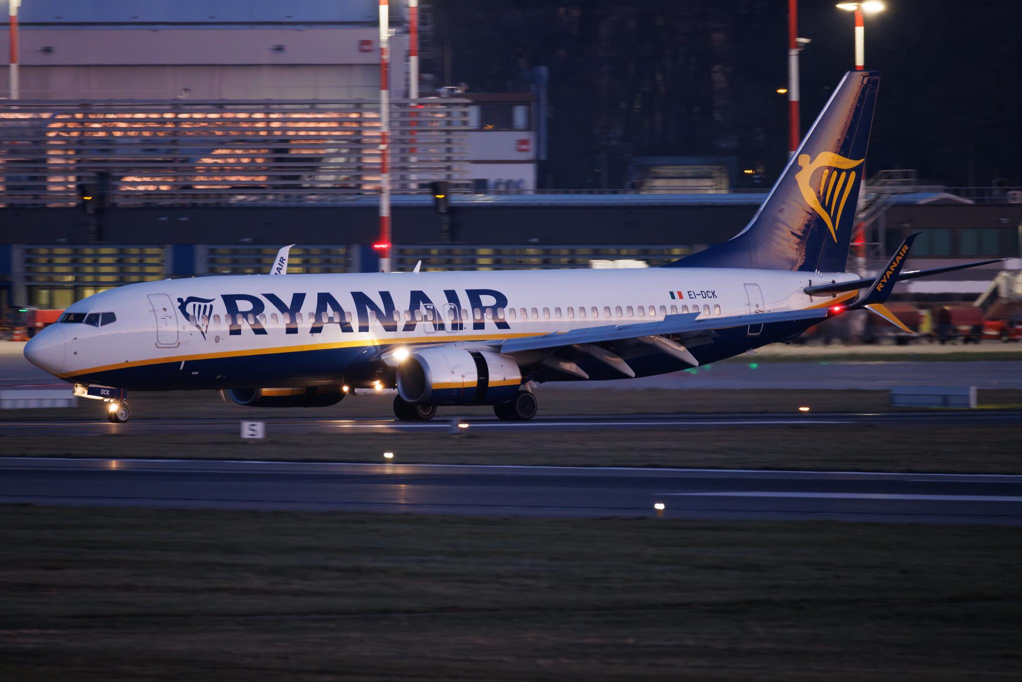 Hamburg Airport: Ryanair (FR / RYR) | Boeing 737-8AS B738 | EI-DCK | MSN 33565
