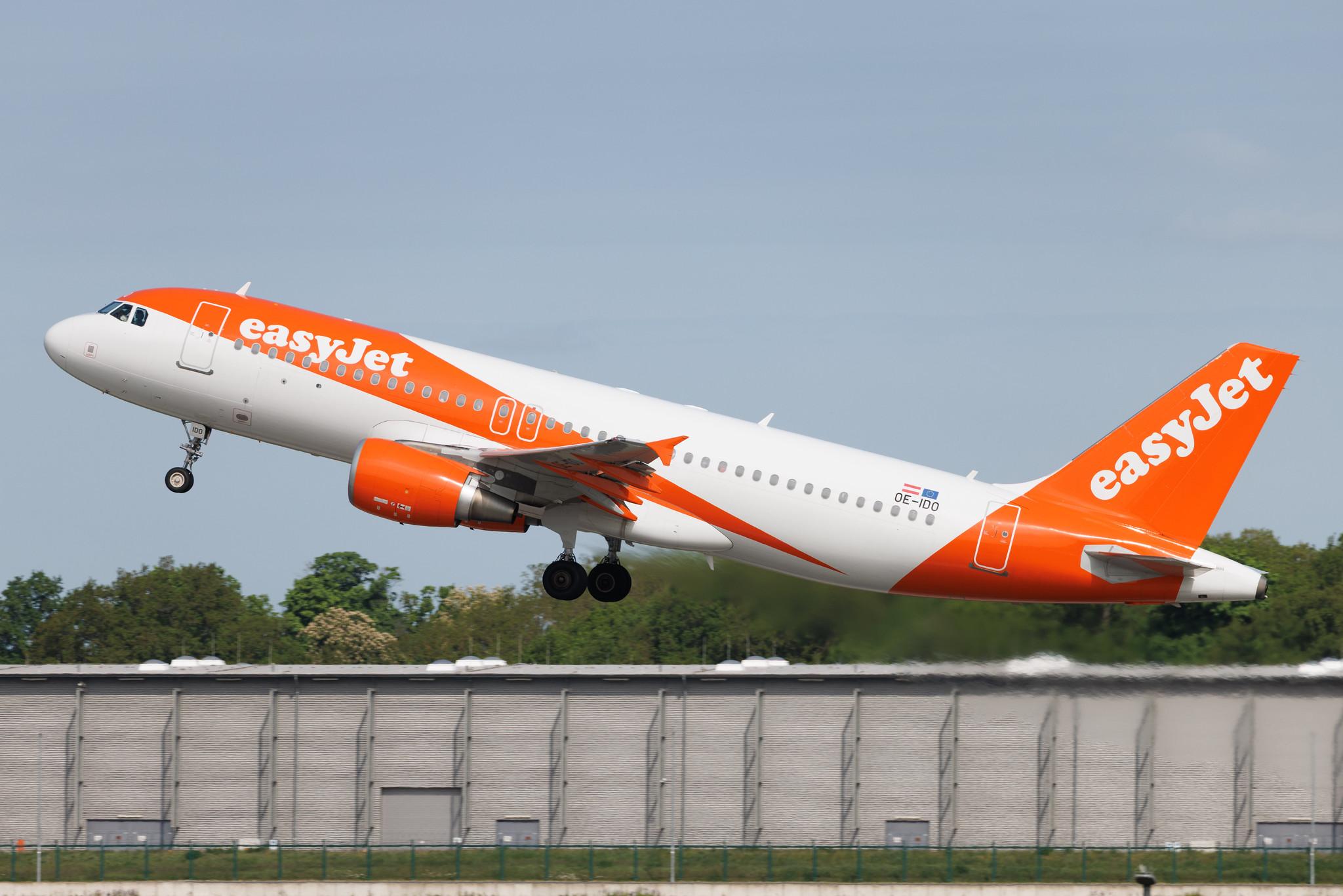 Flughafen Berlin Brandenburg: easyJet (U2 / EZY) | Operator: easyJet Europe | Airbus A320-214 A320 | OE-IDO | MSN 06640
