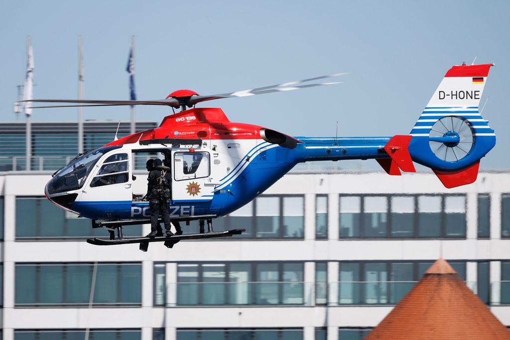 SOS Joint Rescue Operation: Polizei Hamburg | Airbus Helicopters H135 EC35 | D-HONE | MSN 0338