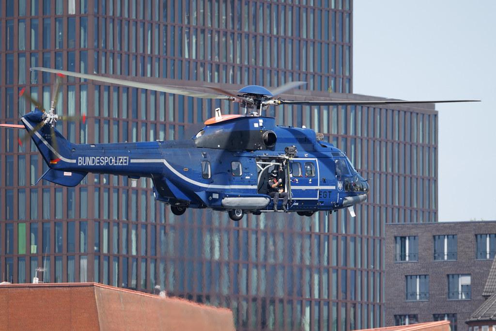 Maritime Sicherheit auf See: Leistungsfähigkeit der Bundespolizei, mit Einsatzuschiffen und Hubschrauber: Germany - Bundespolizei | Airbus Helicopters H215 AS32 | D-HEGT | MSN 2071