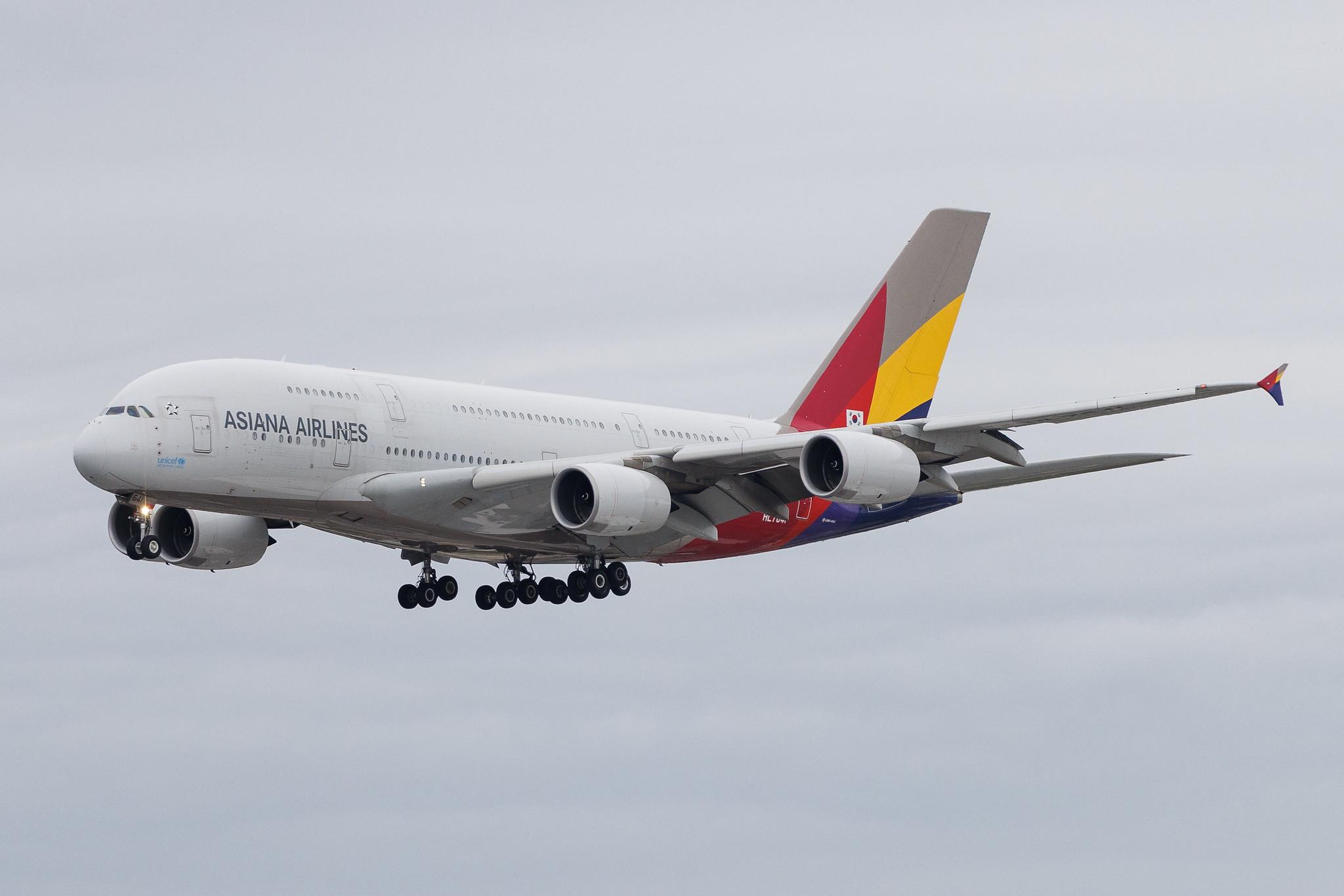 Los Angeles International Airport: Asiana Airlines (OZ / AAR) | Airbus A380-841 A388 | HL7641 | MSN 231