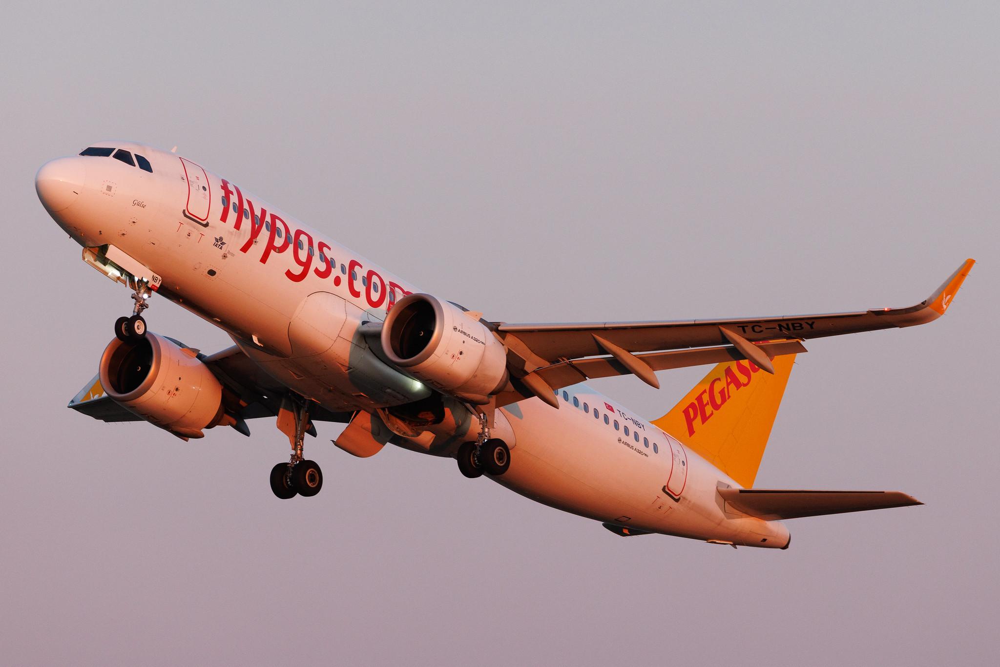 Hamburg Airport: Pegasus (PC / PGT) | Operator: Pegasus Airlines | Airbus A320-251N A20N | TC-NBY | MSN 08292