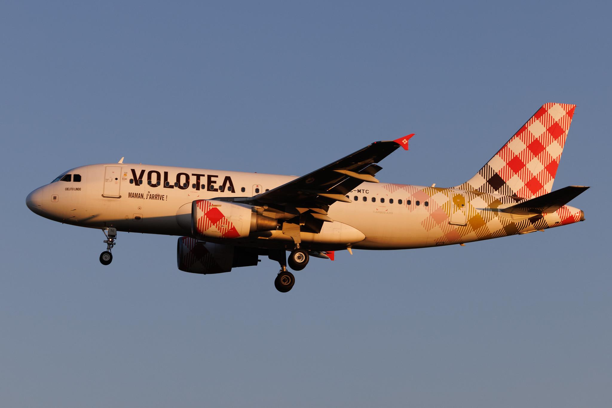 Hamburg Airport: Volotea (V7 / VOE) | Airbus A319-111 A319 | EC-MTC | MSN 02258