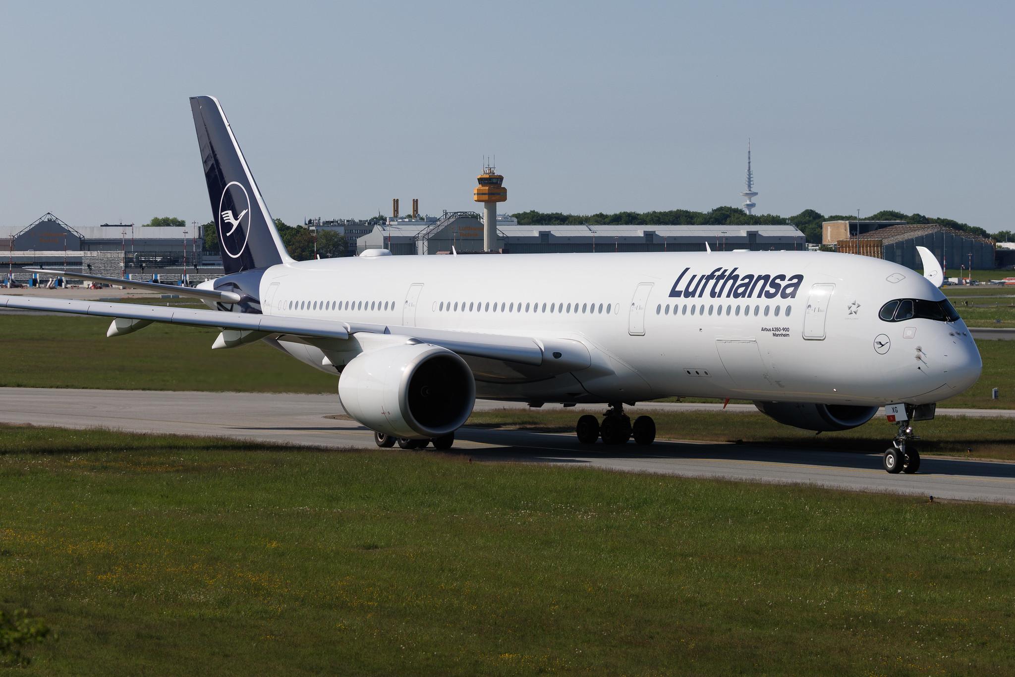 Hamburg Airport: Lufthansa (LH / DLH) | Airbus A350-941 A359 | D-AIXG | MSN 174