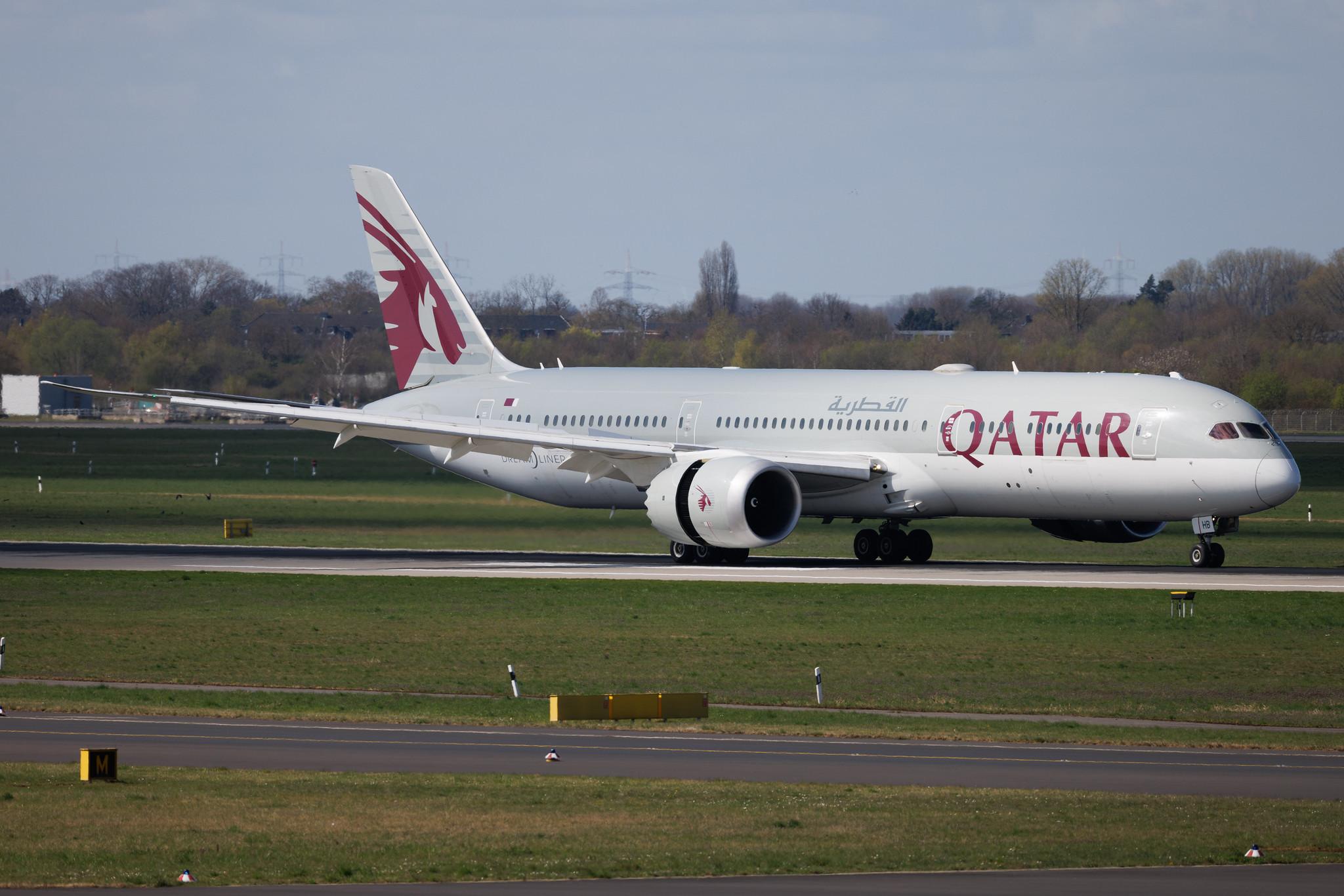 Düsseldorf Airport: Qatar Airways (QR / QTR) | Boeing 787-9 Dreamliner B789 | A7-BHB | MSN 64215