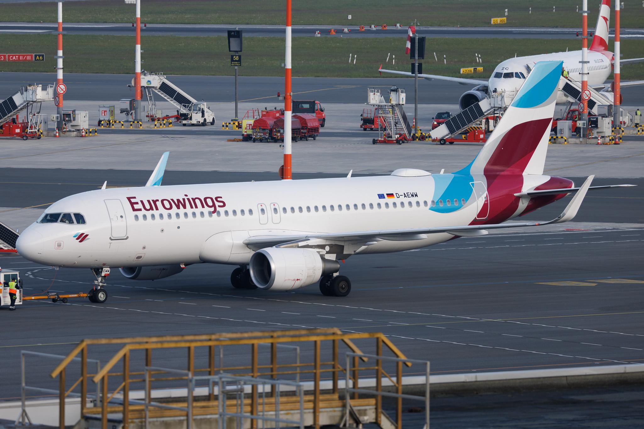 Hamburg Airport: Eurowings (EW / EWG) | Airbus A320-214 A320 | D-AEWW | MSN 7615