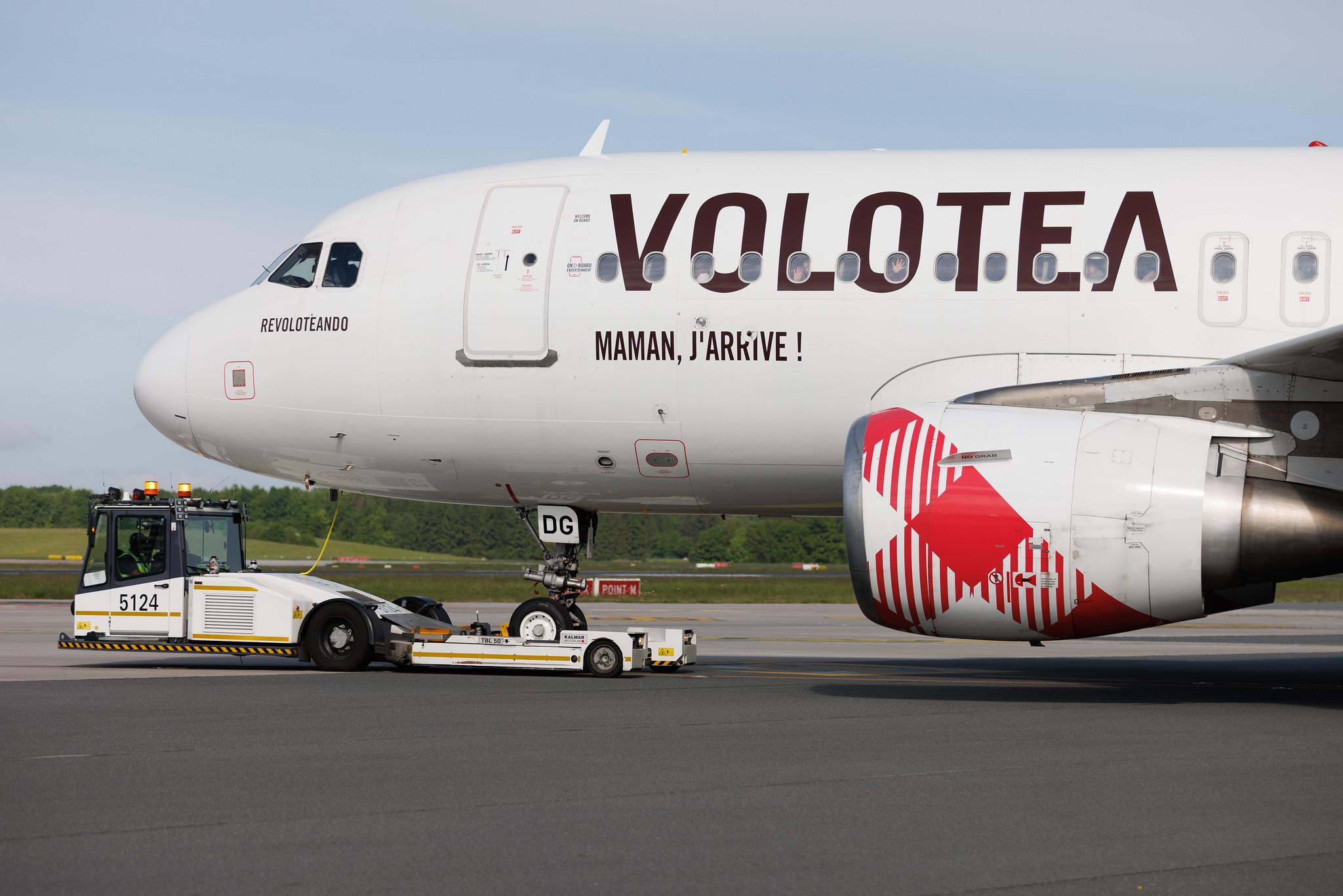 Hamburg Airport: Volotea (V7 / VOE) | Airbus A319-112 A319 | EC-NDG | MSN 03364