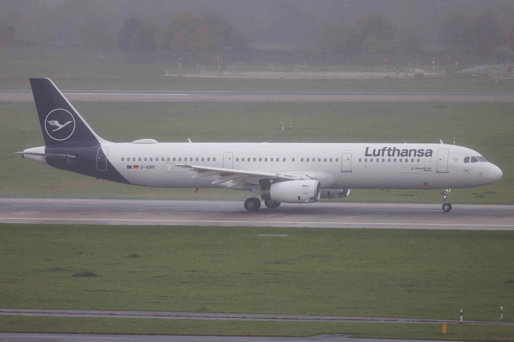 Düsseldorf Airport: Lufthansa (LH / DLH) | Airbus A321-131 A321 | D-AIRR | MSN 0567